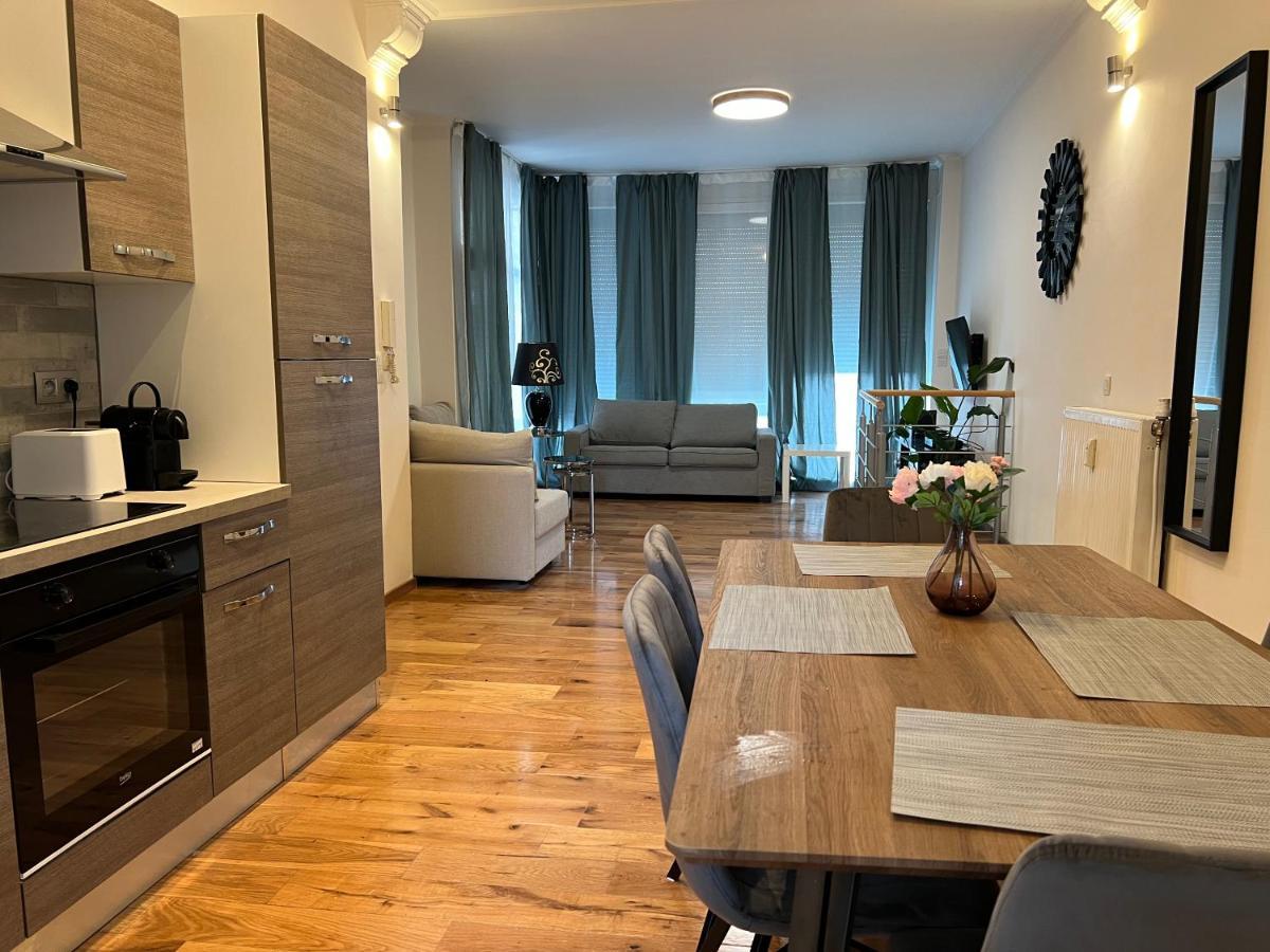 Design Europarlament Apartment With Private Terrace บรัสเซลส์ ภายนอก รูปภาพ